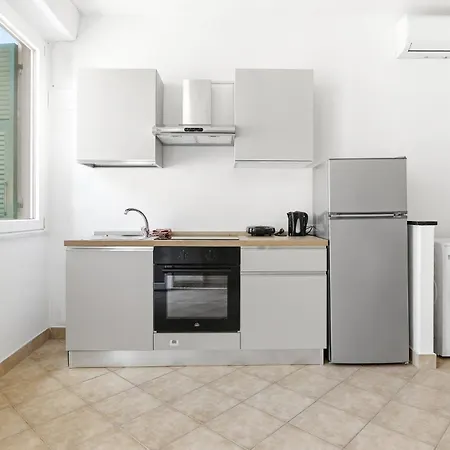 Hostdomus-happy Apartament